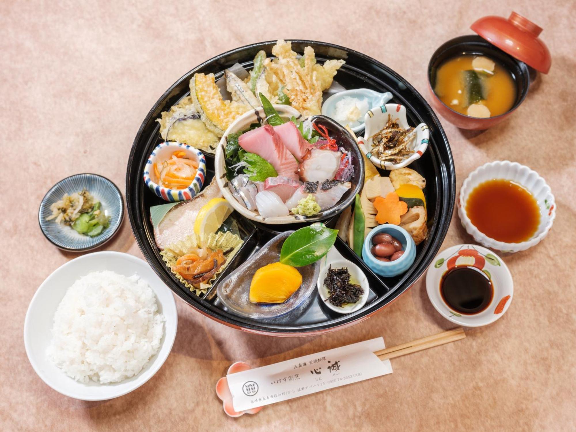 Villa Miyako 源泉かけ流し客室温泉ヴィラ みやこ別邸 Goto Dış mekan fotoğraf